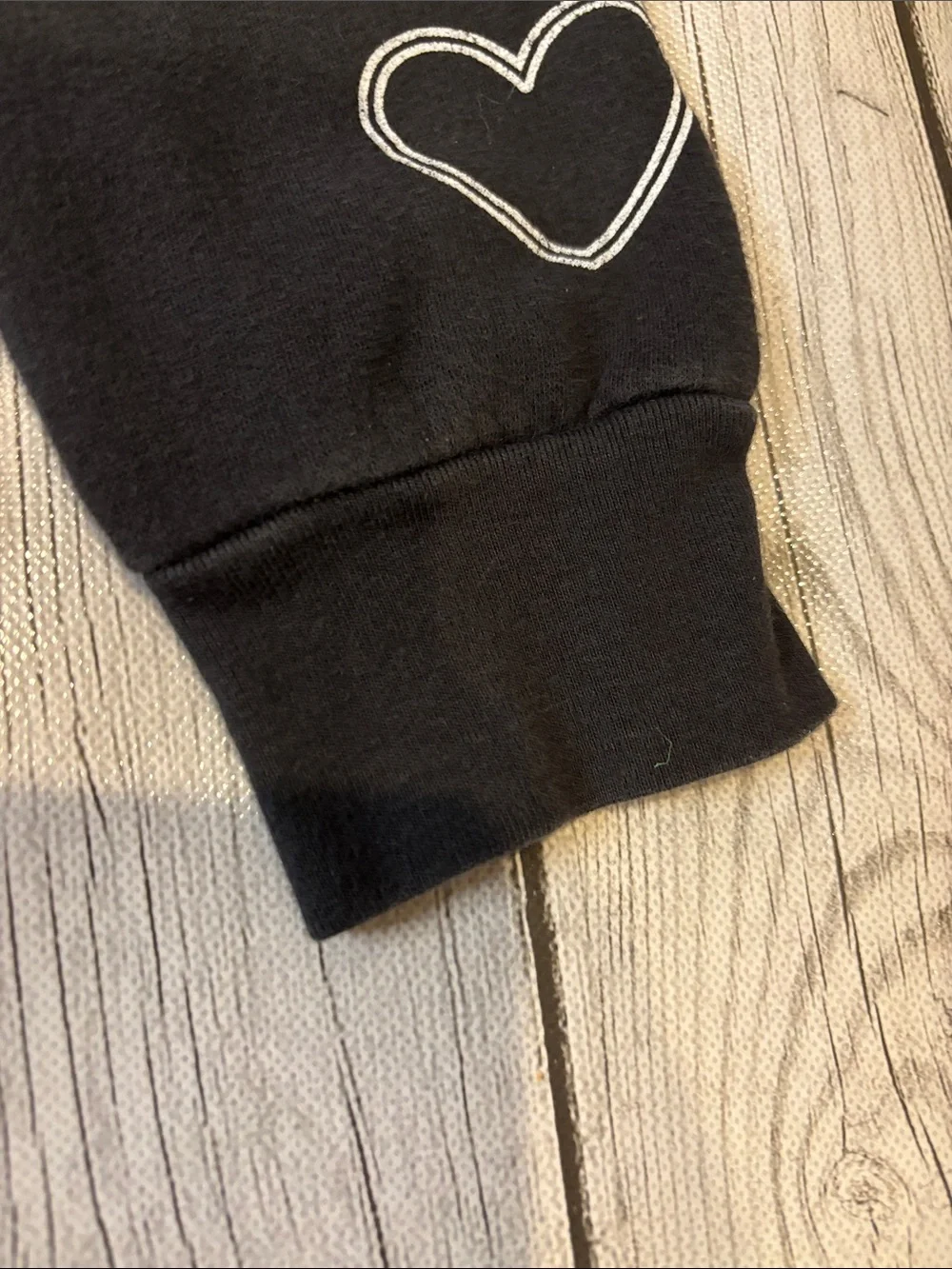 GAP Black Sweatshirt with Lavender Heart Graphic girls size 10